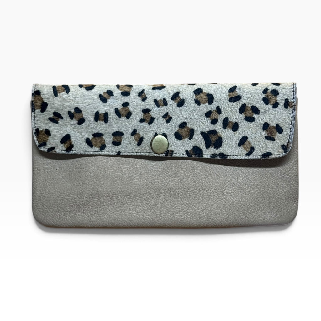 Monedero grande solapa animal print