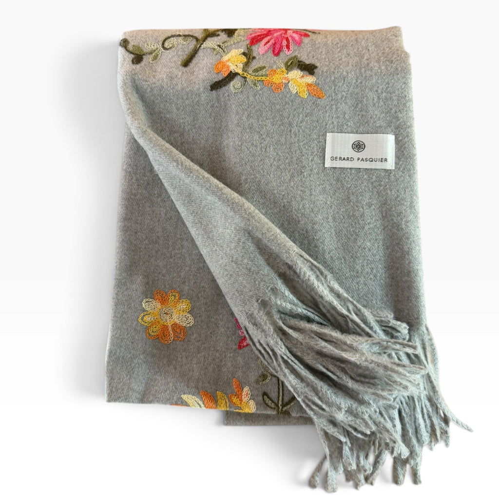 Pashmina chal flores bordadas
