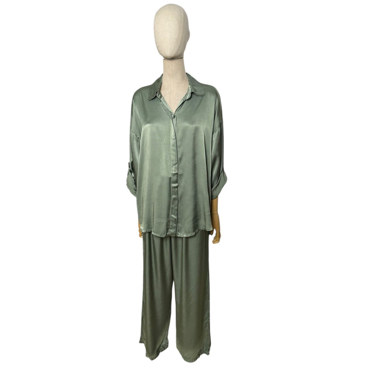 Conjunto satinado