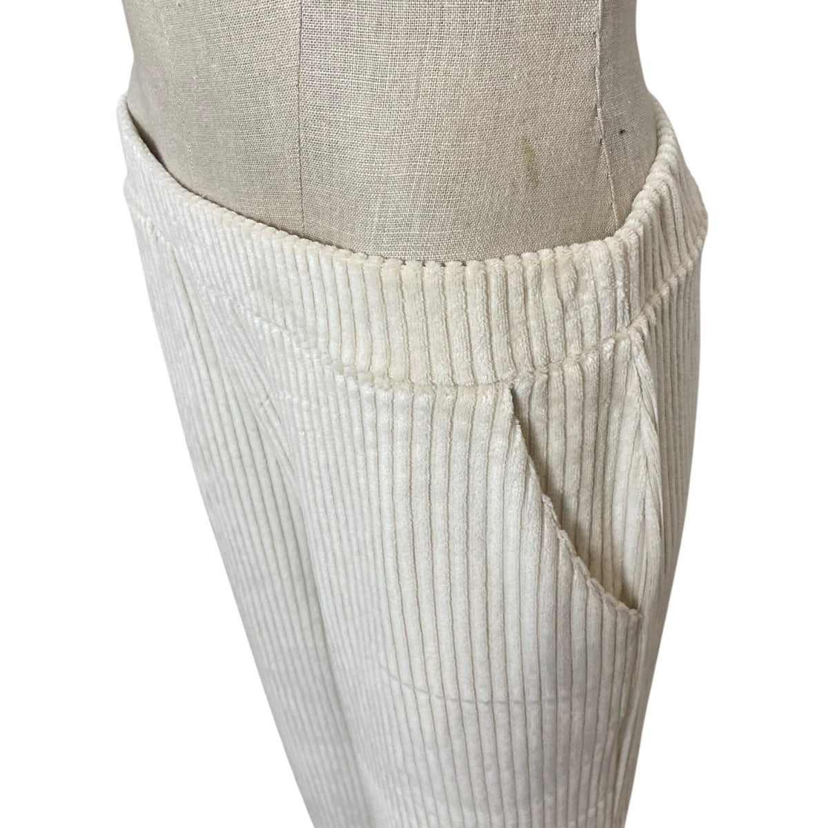 Pantalón pana