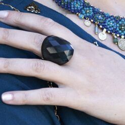 Anillo resina grande